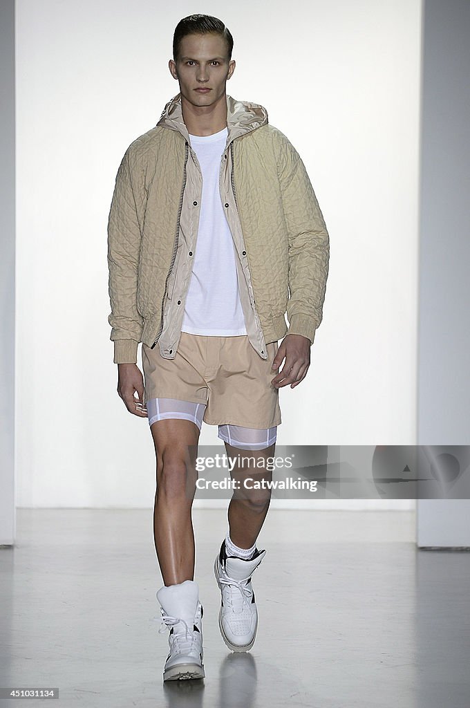Calvin Klein Collection - Mens Spring 2015 Runway - Milan Menswear Fashion Week