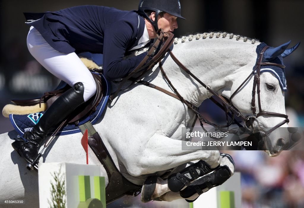 EQUESTRIAN-JUMPING-NED-FRA