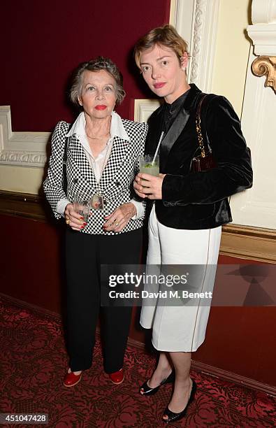 Leslie Rutherford In Conversation With Leslie Caron Photos and Premium High Res Pictures ...