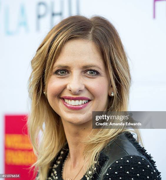 Actress Sarah Michelle Gellar arrives at the Hollywood Bowl Opening Night and Hall of Fame induction event at the Hollywood Bowl on June 21, 2014 in...