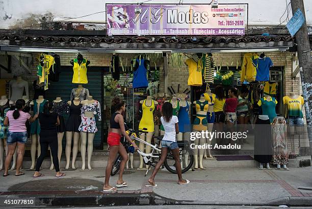 Cdd Rj Cidade De Deus Rio De Janeiro Photos and Premium High Res Pictures ...