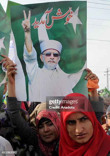 Clash Between Police And Pakistan Awami Tehreek Supporters Photos and ...