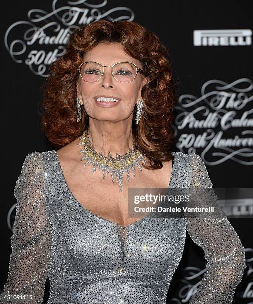 268 Sophia Loren Pirelli Calendar Photos & High Res Pictures Getty Images