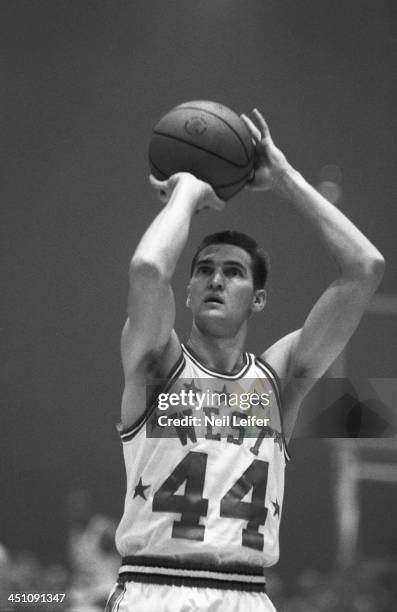 Top Moments: Jerry West dominates Bullets in 1965 Western Division
