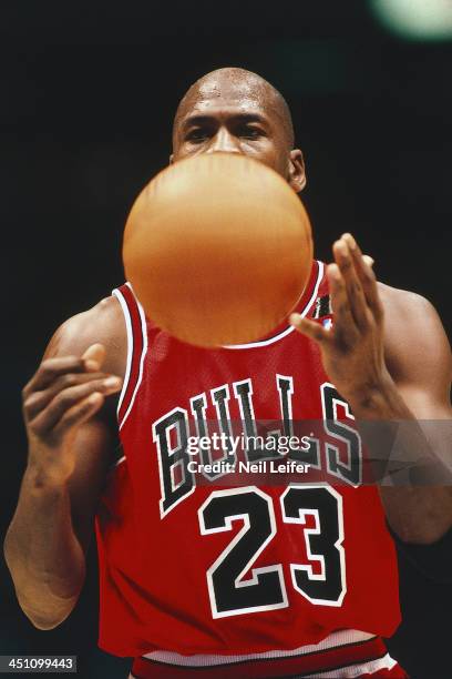 Chicago Bulls Michael Jordan in action, taking foul shot vs New Jersey Nets at Brendan Byrne Arena. Sequence. East Rutherford, NJ CREDIT: Neil Leifer