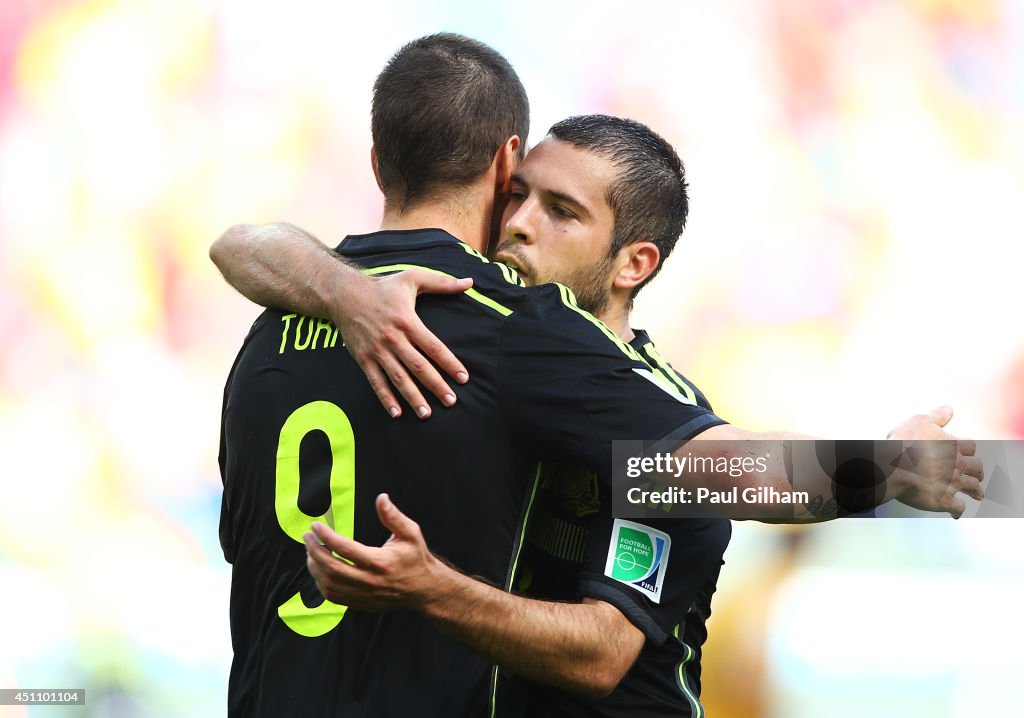 Australia v Spain: Group B - 2014 FIFA World Cup Brazil