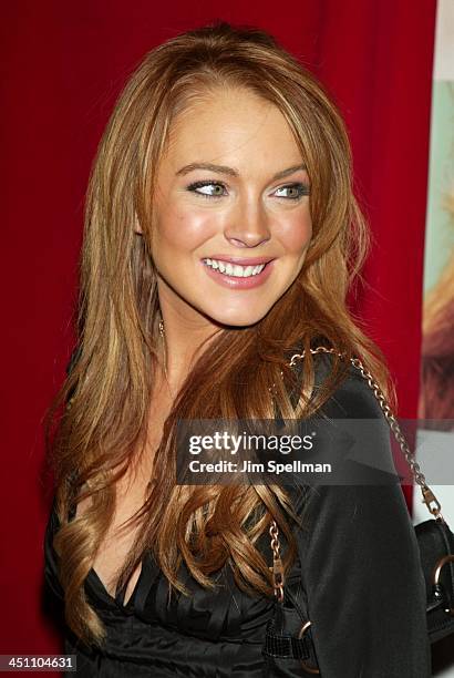 1,334 Young Lindsay Lohan Stock Photos, High-Res Pictures, and Images