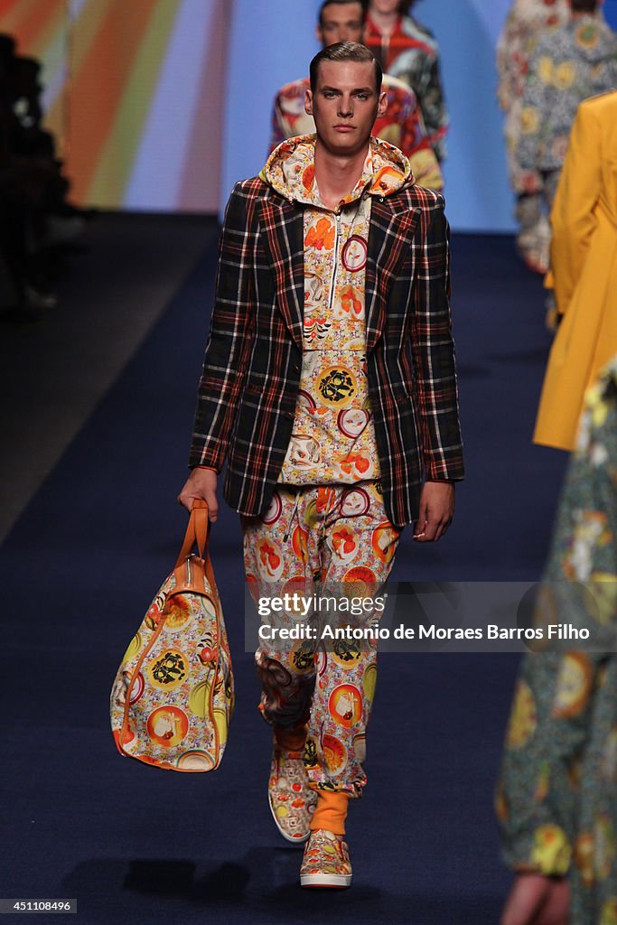 Etro - Runway - Milan Fashion Week Menswear Spring/Summer 2015