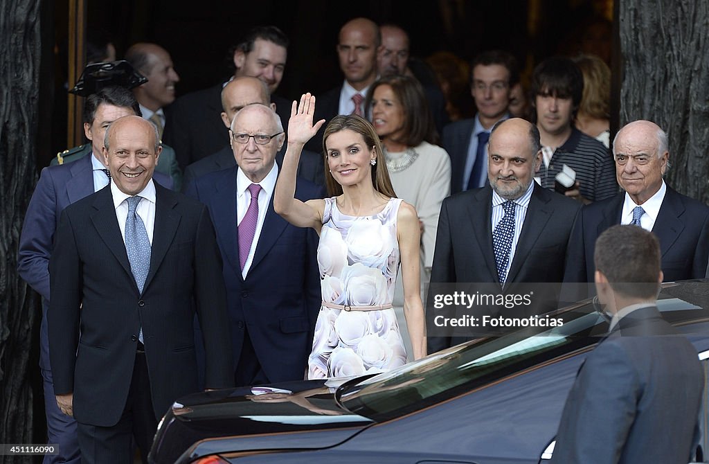Queen Letizia of Spain Attends The Opening of 'El Greco y La Pintura Moderna' Exhibition at El Prado Museum in Madrid