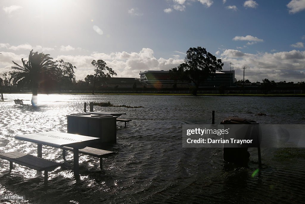 Wild Weather Causes Flooding In Melbourne CBD