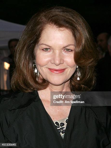Lois Chiles Photos and Premium High Res Pictures - Getty Images