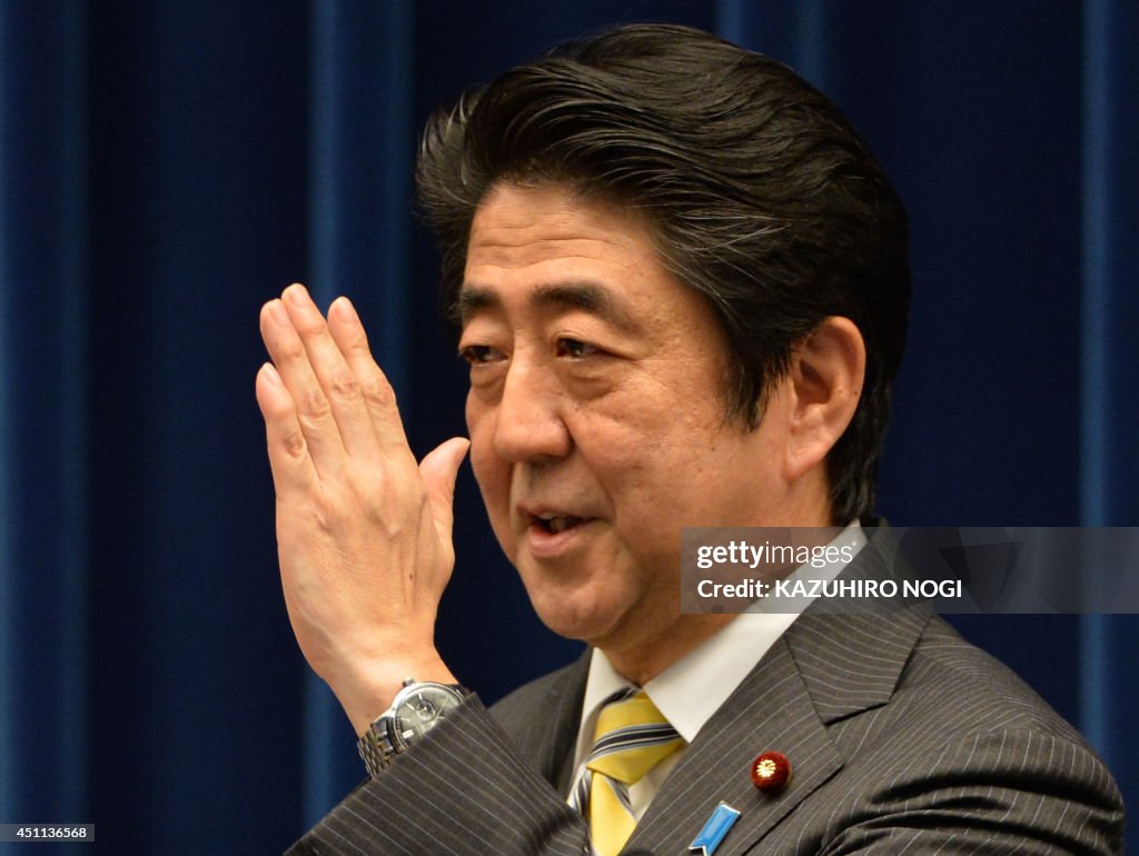 JAPAN-POLITICS-ECONOMY