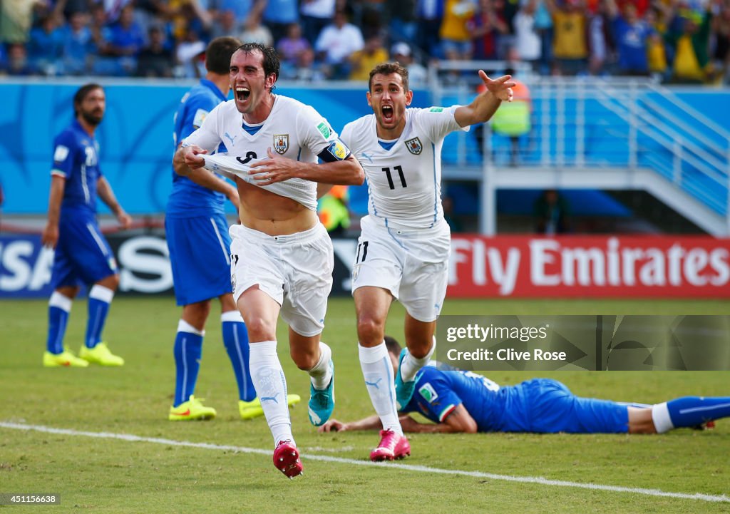 Italy v Uruguay: Group D - 2014 FIFA World Cup Brazil