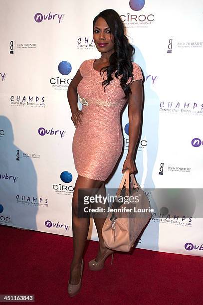Omarosa Manigault arrives to the 'Bags To Benefit' Charity Evening For CHAMPS High School Of The Arts at Tru Hollywood on November 19, 2013 in...