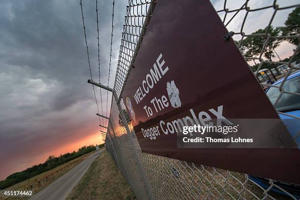 121 Dagger Complex Stock Photos, High-Res Pictures, and Images - Getty ...