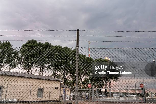 121 Dagger Complex Stock Photos, High-Res Pictures, and Images - Getty ...