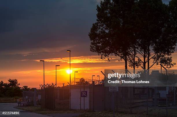 121 Dagger Complex Stock Photos, High-Res Pictures, and Images - Getty ...