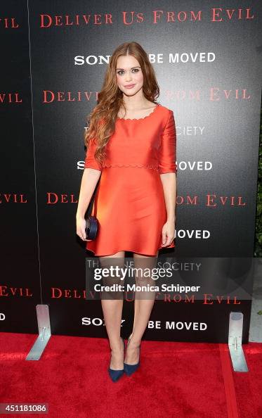 Actress Holland Roden attends the "Deliver Us From Evil" screening