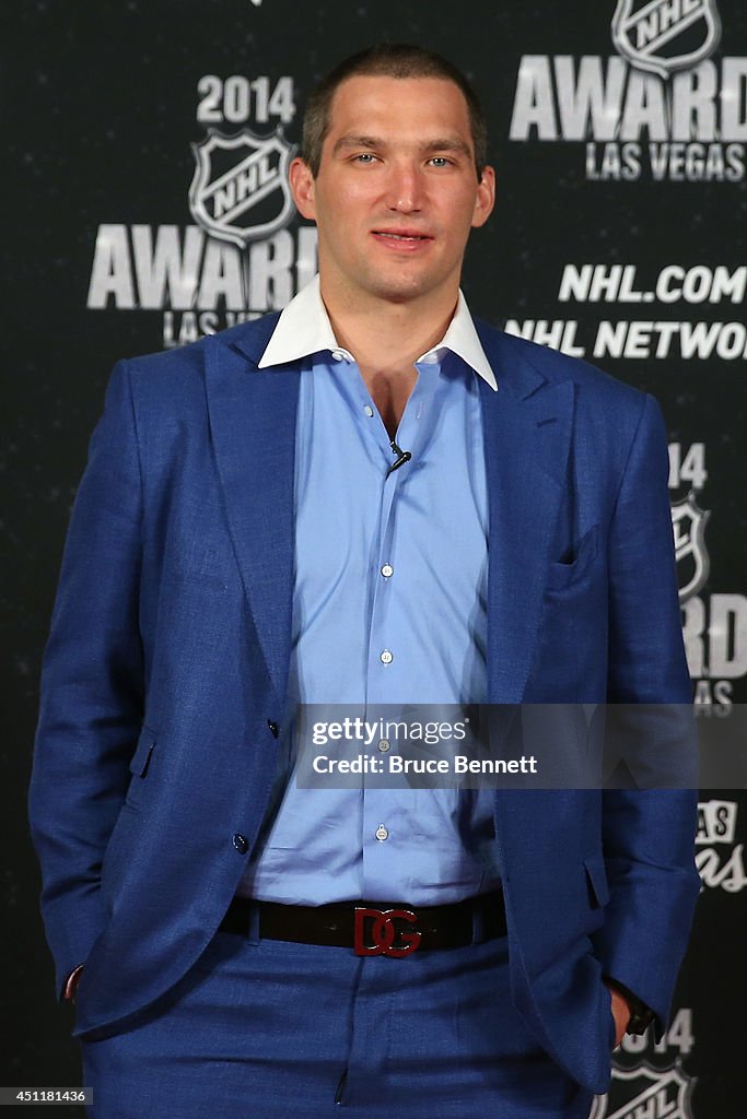 2014 NHL Awards - Red Carpet