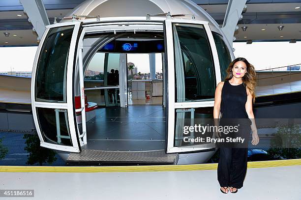 Pia Toscano Rides The High Roller At The Linq Photos and Premium High