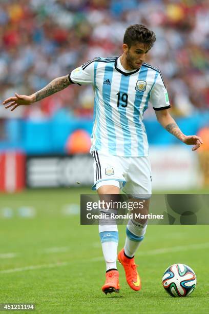 Ricardo Alvarez of Argentina controls the ball during the 2014 FIFA World Cup Brazil Group F match between Nigeria and Argentina at Estadio Beira-Rio...