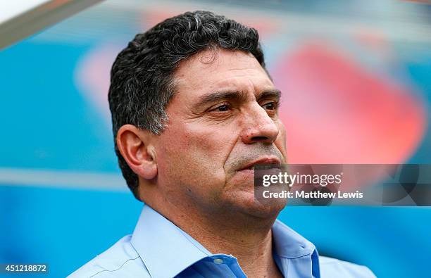 Head coach Luis Fernando Suarez of Honduras looks on prior to the 2014 FIFA World Cup Brazil Group E match between Honduras and Switzerland at Arena...