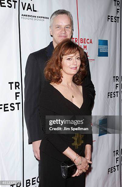 Susan Sarandon and Tim Robbins during 6th Annual Tribeca Film Festival - The Education of Charlie Banks Premiere - Outside Arrivals in New York, NY,...