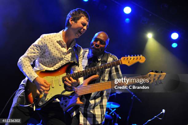 Roger Inness 18 Roger Innes Stock Photos, High-Res Pictures, and Images - Getty Images
