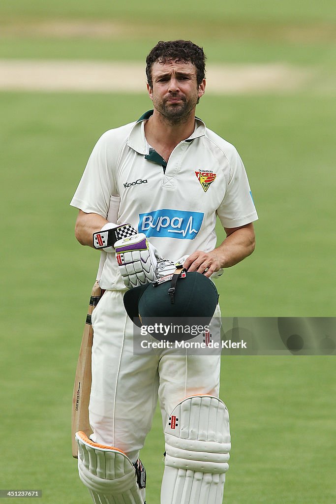 Sheffield Shield - Redbacks v Tigers: Day 1