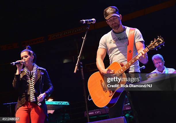 Thompson Square performs during rehearsals of Playin' Possum! The Final No Show Tribute To George Jones at Bridgestone Arena on November 21, 2013 in...