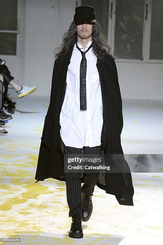 Yohji Yamamoto - Mens Spring 2015 Runway - Paris Menswear Fashion Week