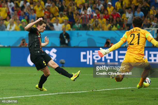 Jan Vertonghen of Belgium scores his team's first goal during the 2014 FIFA World Cup Brazil Group H match between South Korea and Belgium at Arena...