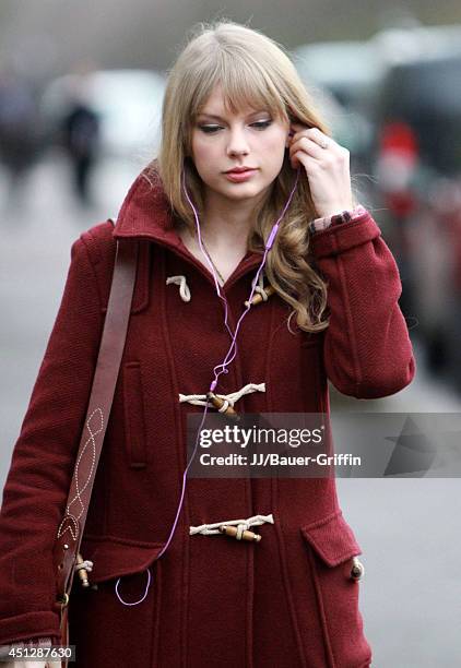 Taylor Swift is seen on January 25, 2012 in London, United Kingdom.