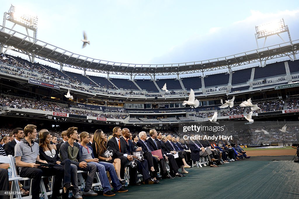 Memorial Tribute To Tony Gwynn