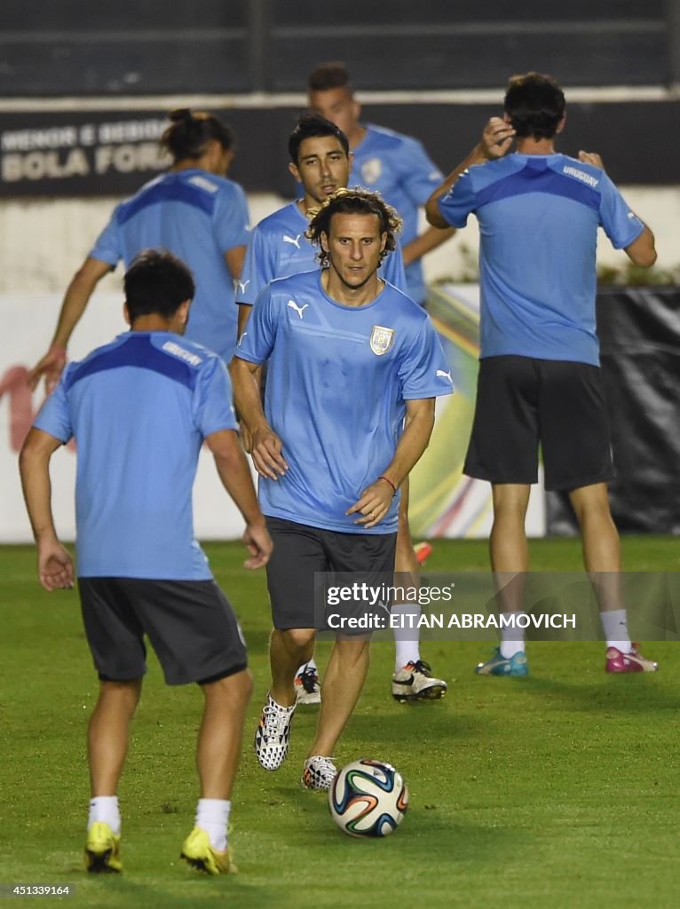 FBL-WC-2014-URU-TRAINING