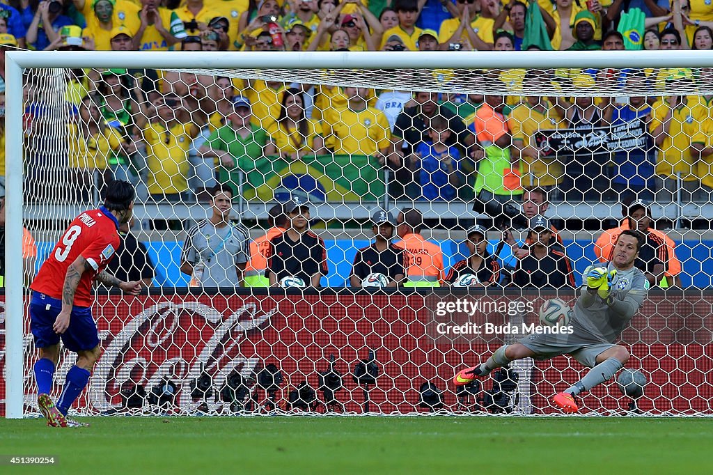 Brazil v Chile: Round of 16 - 2014 FIFA World Cup Brazil