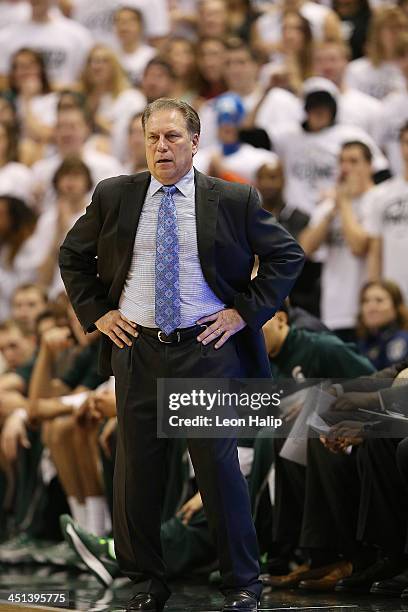 Head coach Tom Izzo of the Michigan State Spartans shouts out instructions during the game against the Columbia Lions at the Breslin Center on...