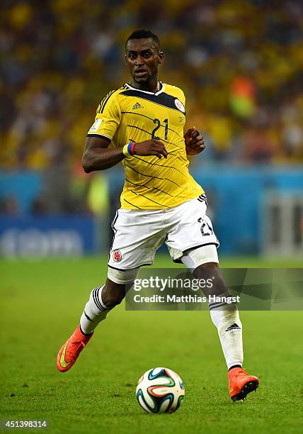 Jackson Martinez of Colombia controls the ball during the 2014 FIFA World Cup Brazil round of 16 match between Colombia and Uruguay at Maracana on...