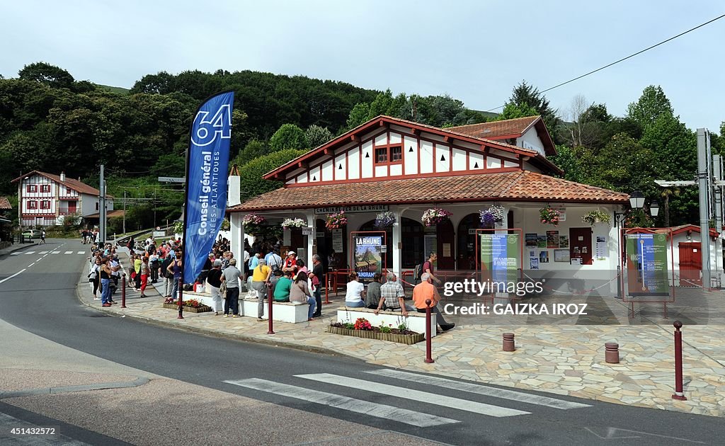 FRANCE-LEISURE-TOURISM-MOUNTAIN-BASQUE