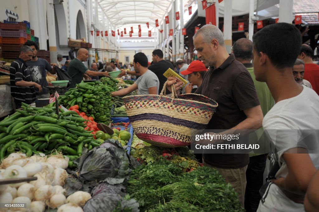 TUNISIA-RELIGION-ISLAM-RAMADAN-MARKET