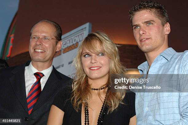 Hanna Verboom with her Father Mr. Verboom and Brother Lucas Verboom