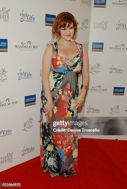 Actress Sara Rue arrives at the 2008 Lili Claire Foundations Benefit Concert at Mandalay Bay Resort & Casino Events Center on April 26, 2008 in Las...