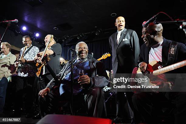 379 Lee Ritenour Photos & High Res Pictures - Getty Images