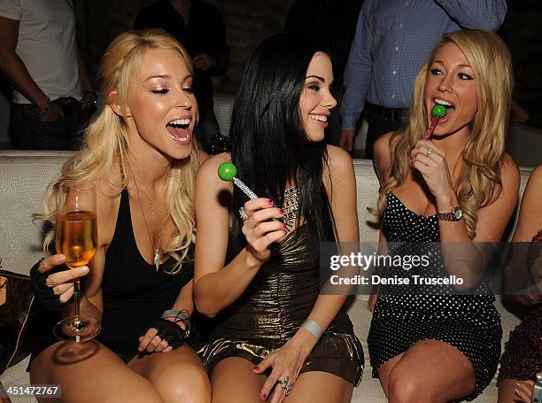 Amy Lynn Dover, Jayde Nicole and Kelly Carrington celebrates Jayde Nicole's birthday at Eve Nightclub on February 5, 2010 in Las Vegas, Nevada.