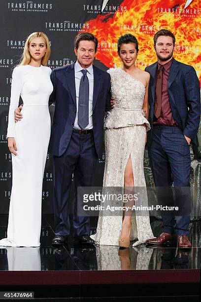Nicola Peltz, Mark Wahlberg, Li Bingbing and Jack Reynor attend the 'Transformers: Age of Extinction' Berlin Premiere on June 29, 2014 in Berlin,...