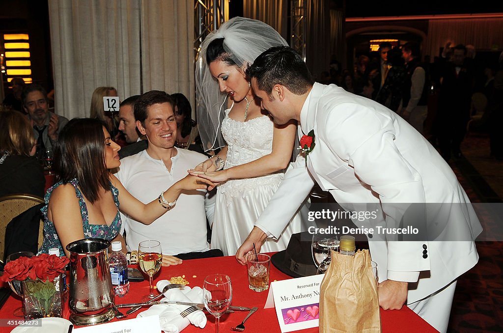 Sarah Shahi, Steve Howey and cast members of Tony n' Tina's Wedding