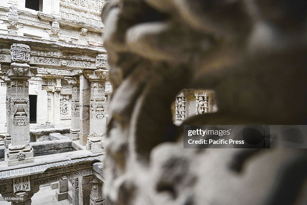 The intricate carvings of the structure of 'Rani-ki-Vav'.