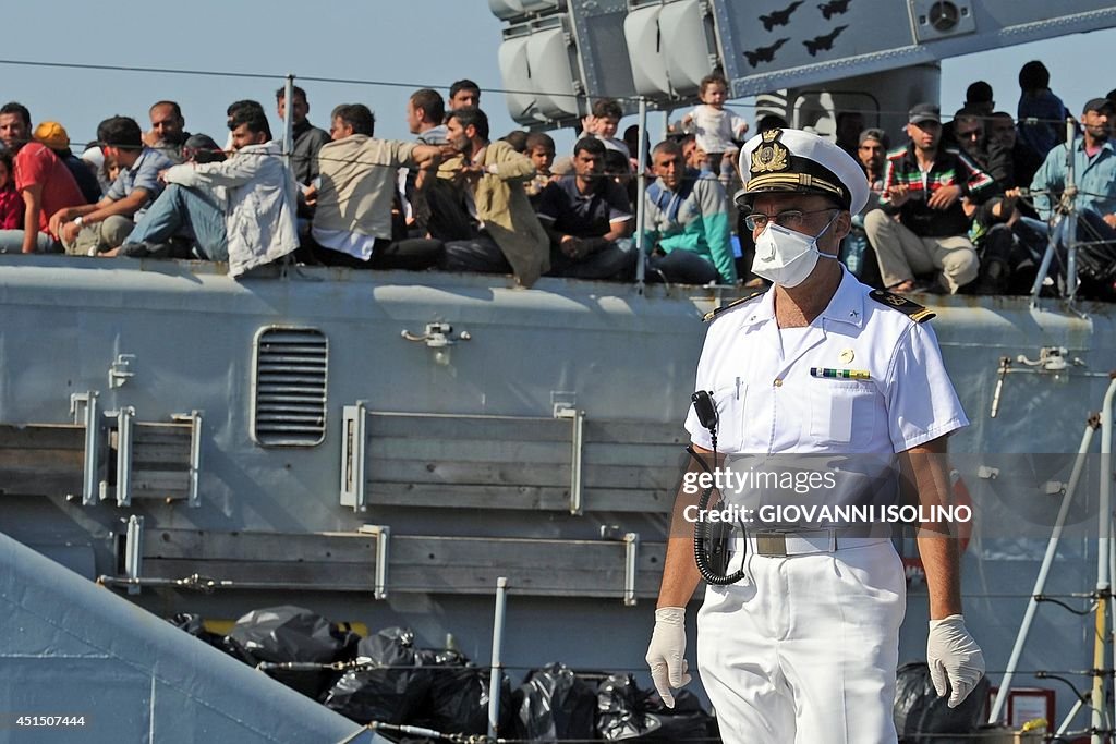 ITALY-SEA-REFUGEES-IMMIGRATION