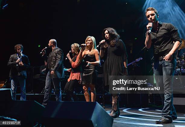 Chad Warrix, Eric Lee Beddingfield, Rhonda Vincent, Lisa Matassa, Mandy Barnett, and Greg Bates perform during Playin' Possum! The Final No Show...