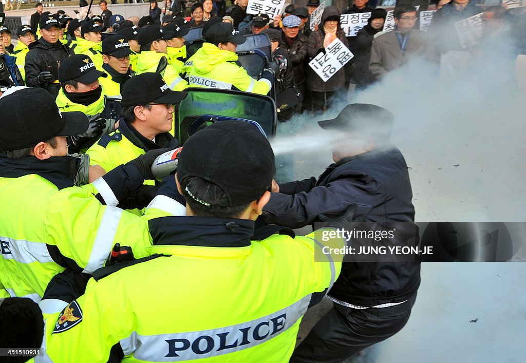 SKOREA-NKOREA-MILITARY-PROTEST